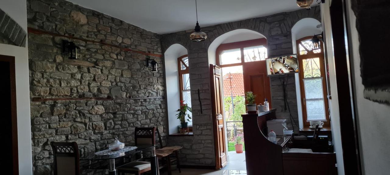 Garden Guest House Përmet Exterior foto